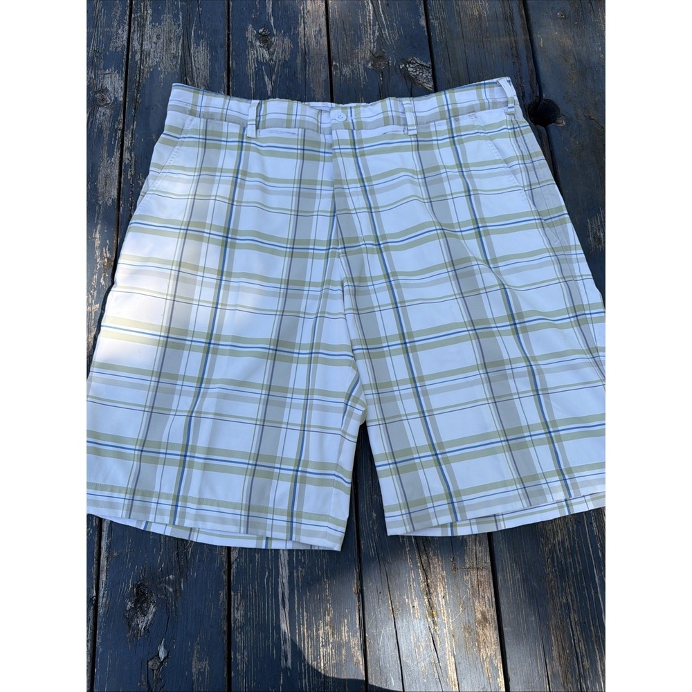 Nike Golf Dri-Fit Plaid Flat Front Shorts Mens 36" Waist Grey Green